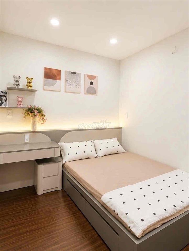 LÊN SÓNG NHÀ ĐẸP 3 TẦNG BTCT - CÁCH HẺM XE TẢI 10M - 40m2, 3T, 4PN