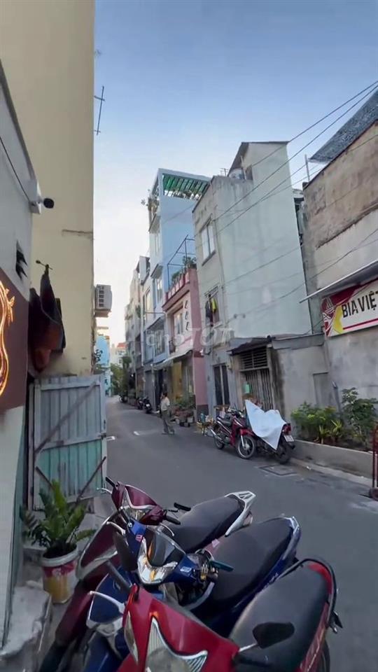 Bán Nhà HXH Ngã Tư Phú Nhuận, Ngang Khủng 4.6m x 24m, Giá Tốt