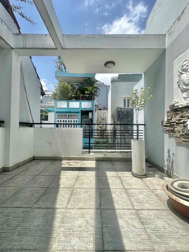 HẺM XE HƠI QUẬN 10 - NGAY TRƯỜNG QUỐC TẾ VIỆT ÚC - 65M2 - 4 TẦNG - 5PN