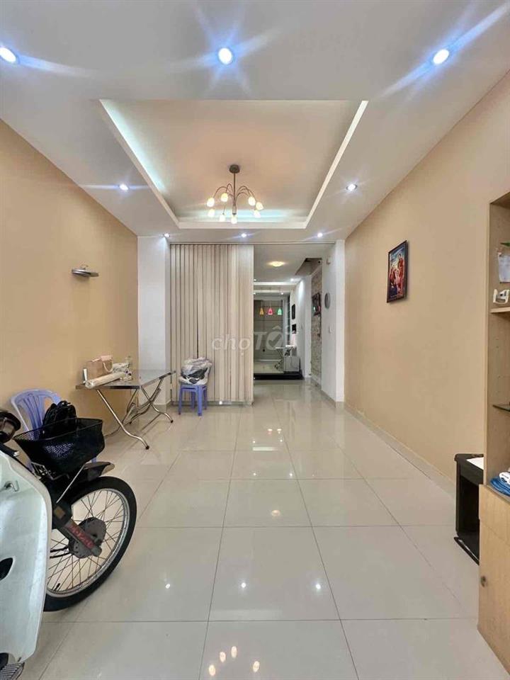 HẺM XE HƠI QUẬN 10 - NGAY TRƯỜNG QUỐC TẾ VIỆT ÚC - 65M2 - 4 TẦNG - 5PN
