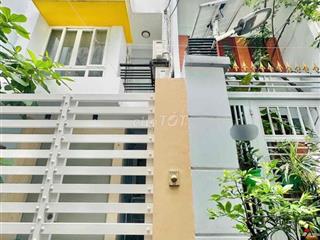 HẺM XE HƠI QUẬN 10 - NGAY TRƯỜNG QUỐC TẾ VIỆT ÚC - 65M2 - 4 TẦNG - 5PN