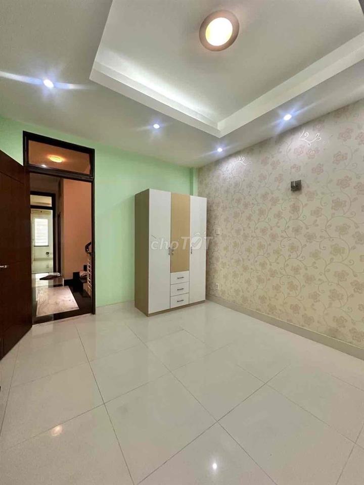 HẺM XE HƠI QUẬN 10 - NGAY TRƯỜNG QUỐC TẾ VIỆT ÚC - 65M2 - 4 TẦNG - 5PN