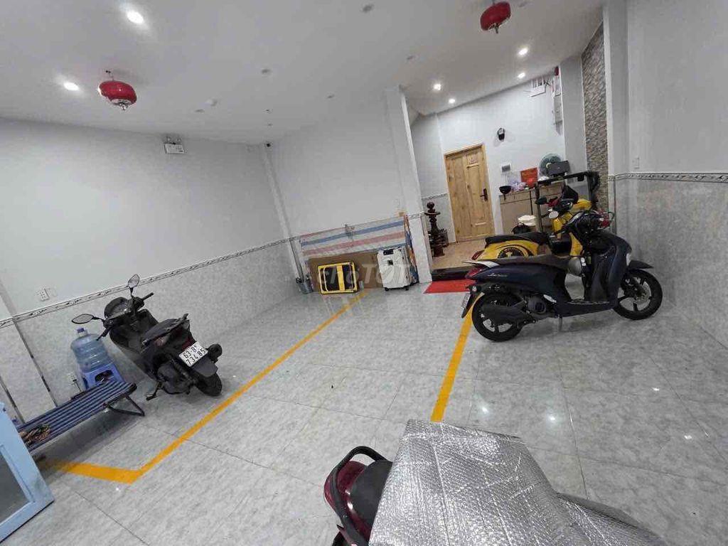 QUẬN 10 - NGANG 6.3M 92M2 - 4 LẦU - DÒNG TIỀN 45TR/THÁNG