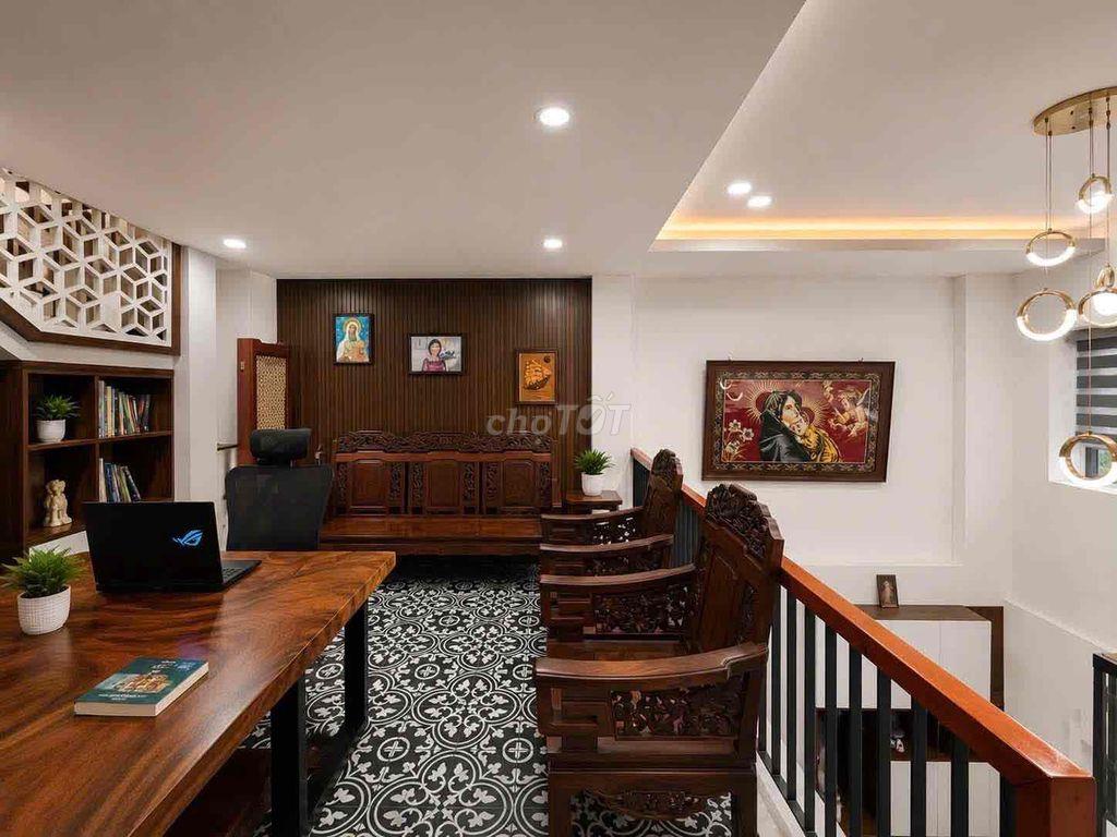 HẺM XE HƠI - GẦN SVĐ PHÚ THỌ - ĐH BÁCH KHOA QUẬN 10.