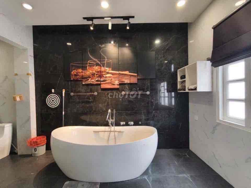 🏡 74m² (6.6 × 11.5m) • 4 tầng hoàn công • 3PN • 4WC • Nhỉnh 14 Đồng
