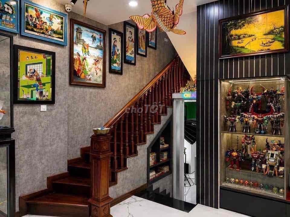 74m² (6.6 × 11.5m) • 4 tầng hoàn công • 3PN • 4WC