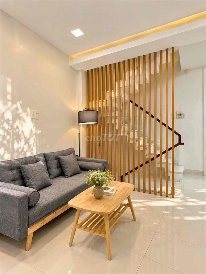 Bán nhà Phan Xích Long 42m2 ngang lớn 5.2m 5 Tầng