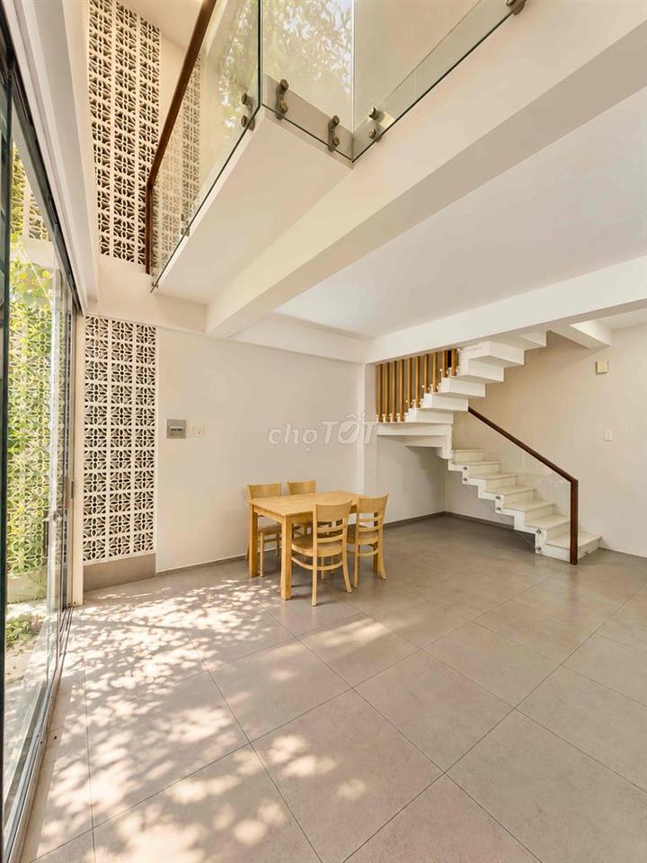 Bán nhà Phan Xích Long 42m2 ngang lớn 5.2m 5 Tầng