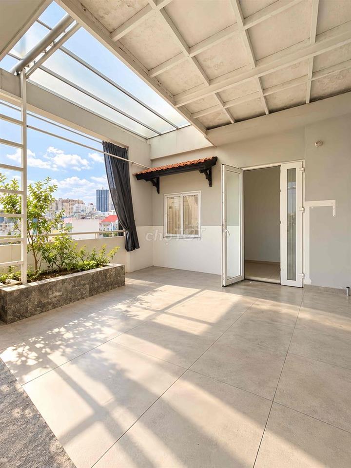 Bán nhà Phan Xích Long 42m2 ngang lớn 5.2m 5 Tầng