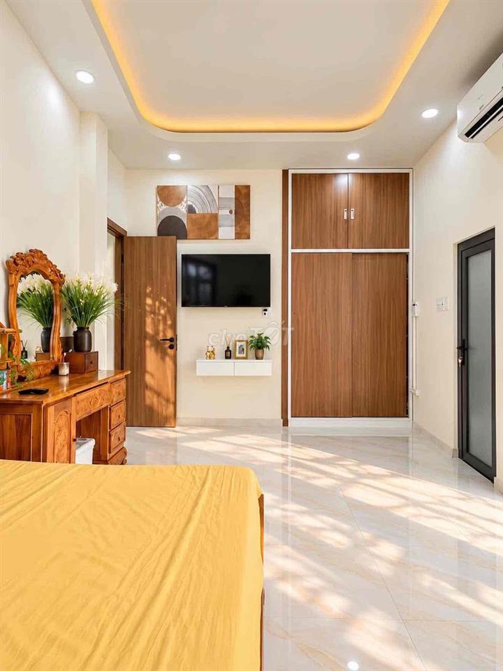 Bán nhà Phú Nhuận | 68m2 công nhận nở hậu 2 Tầng 4PN