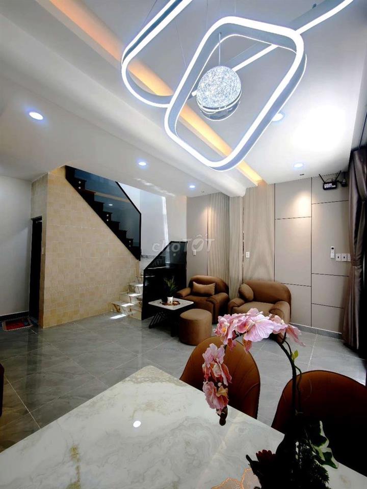 PHAN XÍCH LONG, PHÚ NHUẬN - NGANG 7,2M - HXH CÁCH 10 BƯỚC