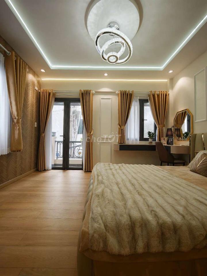 5 ĐỒNG X - TRUNG TÂM BỘ 3 LÊ VĂN SĨ - HUỲNH VĂN BÁNH - TRƯỜNG SA