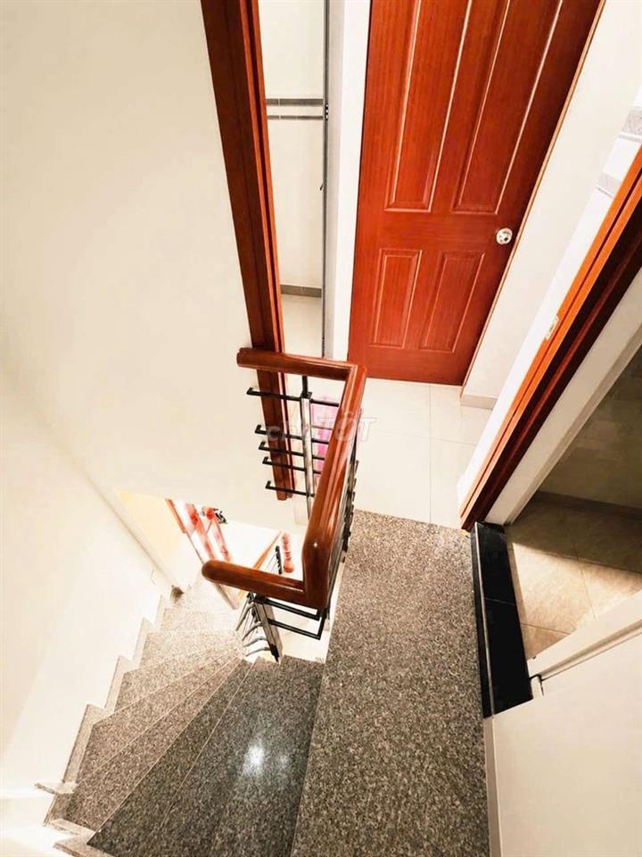 NGUYỄN VĂN ĐẬU, NGANG 4, NỞ HẬU 1M5, HẺM 3 GÁC THÔNG 4 PHÍA, Ở NGAY