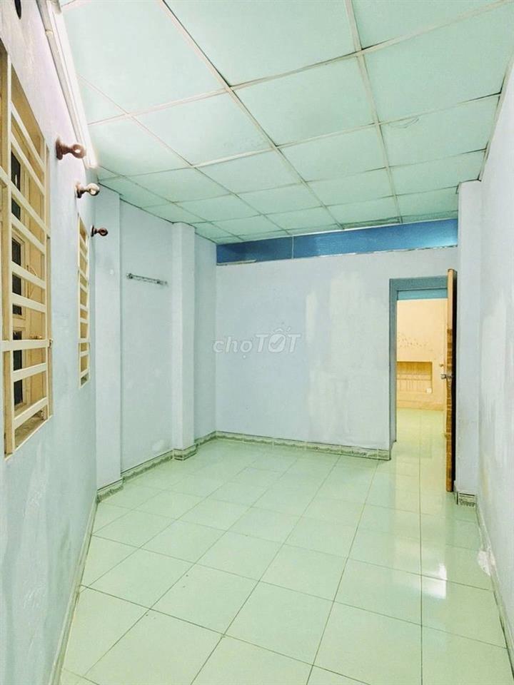MẶT TIỀN PHẠM VĂN ĐỒNG, MẶT SAU HXT, DT 30M2 x 3 TẦNG BTCT