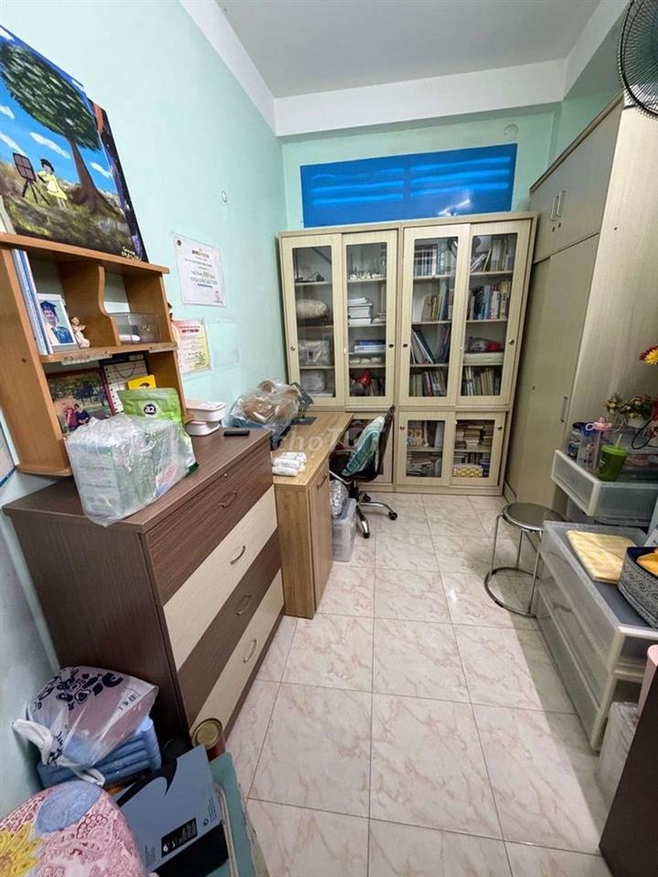 BÁN NHÀ NGUYỄN KIỆM, 4 TẦNG BTCT, NGANG 4,7M NỞ HẬU TÀI LỘC MẠNH 9,7M