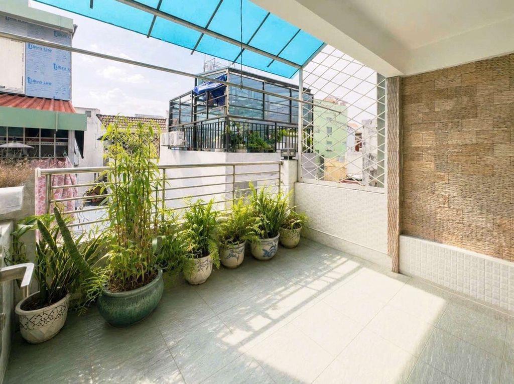 NHÀ XINH HOÀNG VĂN THỤ, CHỈ 3.x / 20M2 x 4T BTCT, HẺM 3 GÁC SẠCH
