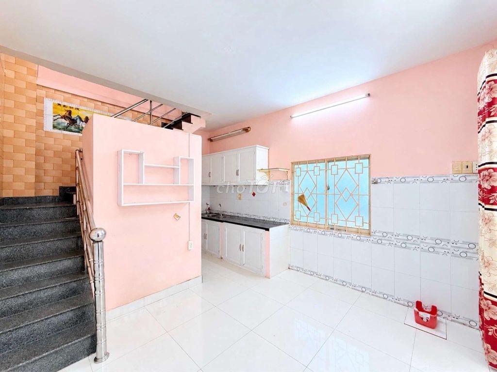 HOÀNG HOA THÁM, 28M2, HẺM XE HƠI CÁCH 1 CĂN, NGANG HIẾM 4,6M