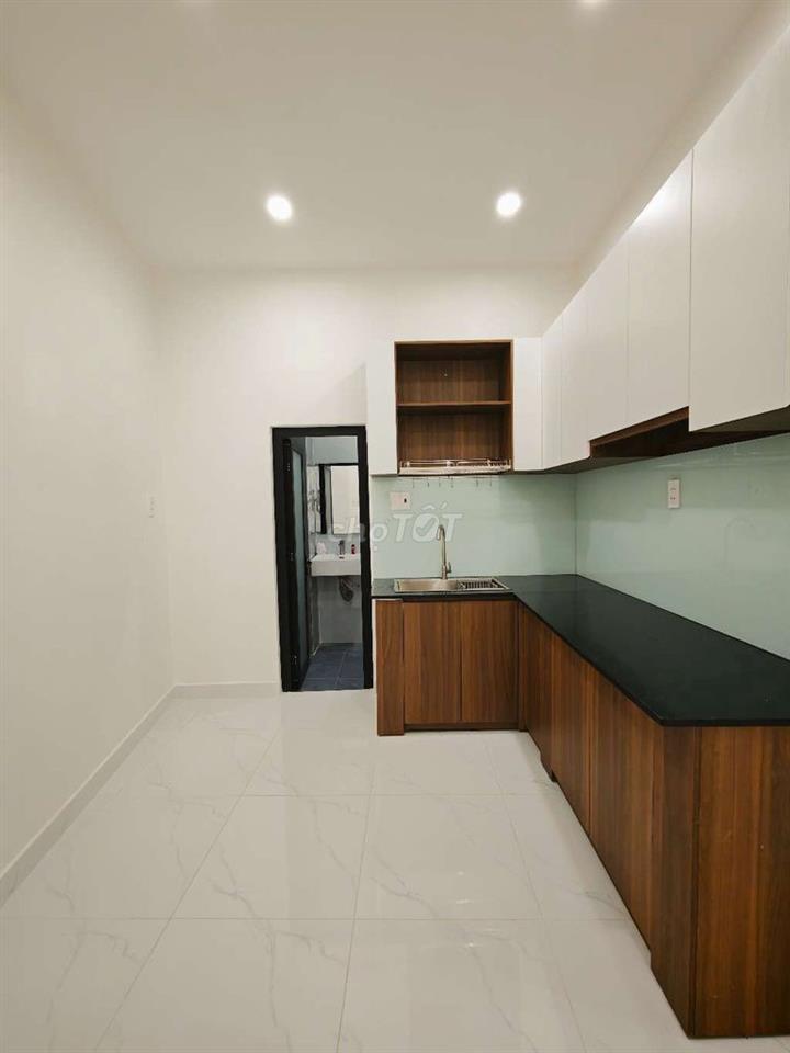 Nguyễn Thượng Hiền, 58m2 x 4 Tầng BTCT, 2 Mặt Hẻm Xe Hơi