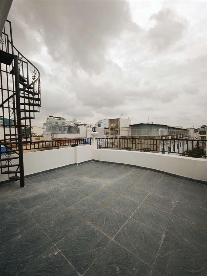 Nguyễn Thượng Hiền, 58m2 x 4 Tầng BTCT, 2 Mặt Hẻm Xe Hơi