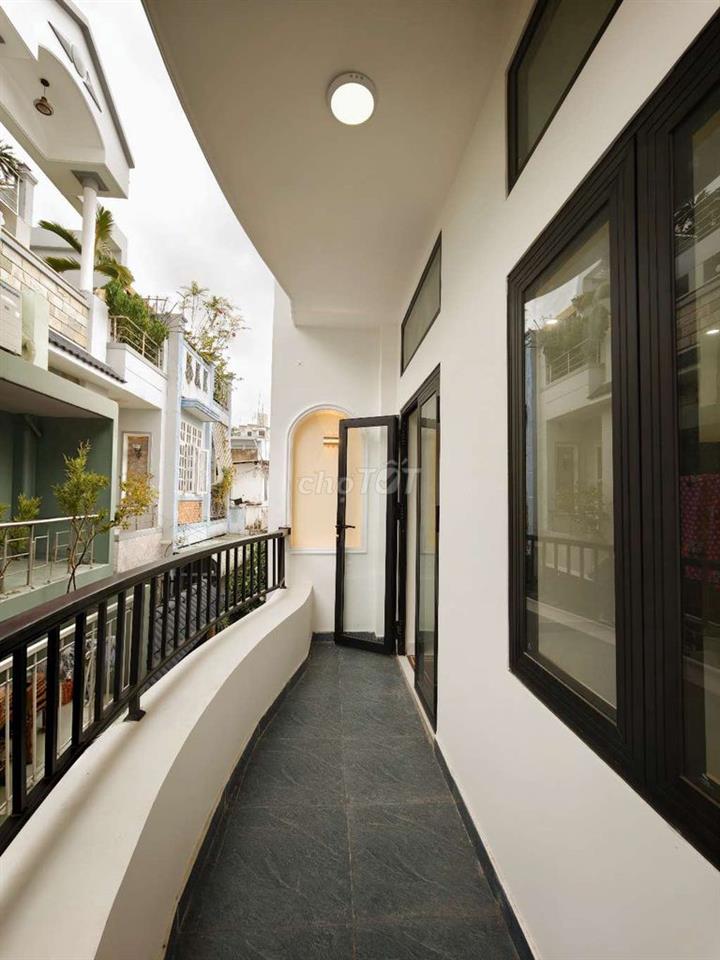 Nguyễn Thượng Hiền, 58m2 x 4 Tầng BTCT, 2 Mặt Hẻm Xe Hơi