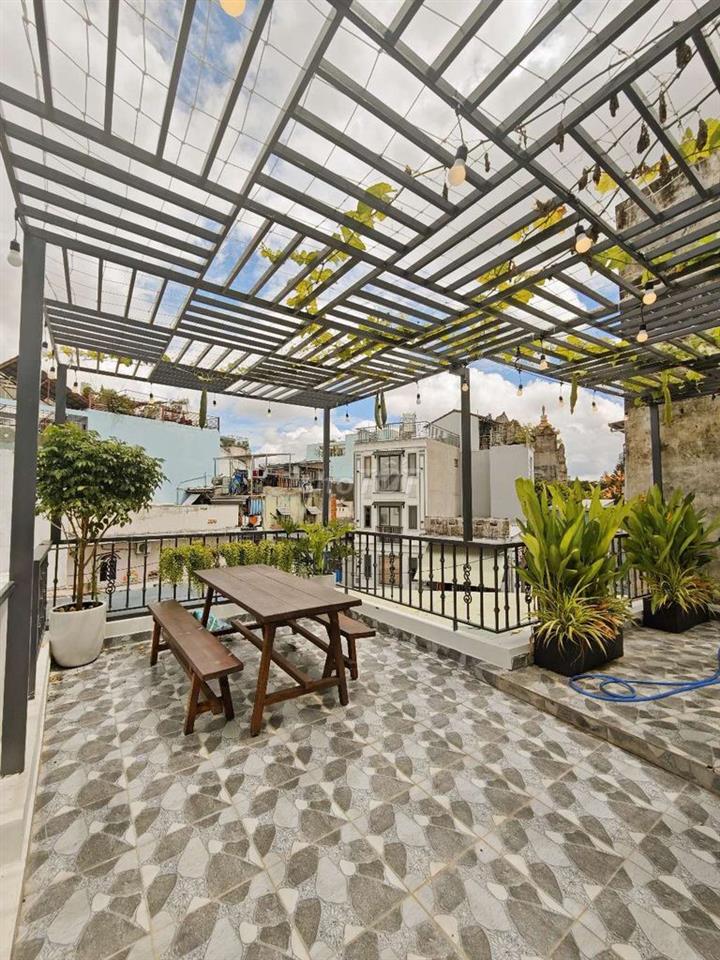 50M2, NGUYỄN T. HIỀN, BÌNH THẠNH, 3T, 3PN, SÂN THƯỢNG SIU TO