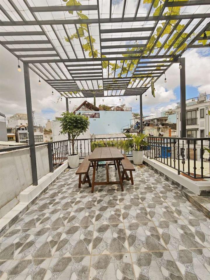 50M2, NGUYỄN T. HIỀN, BÌNH THẠNH, 3T, 3PN, SÂN THƯỢNG SIU TO