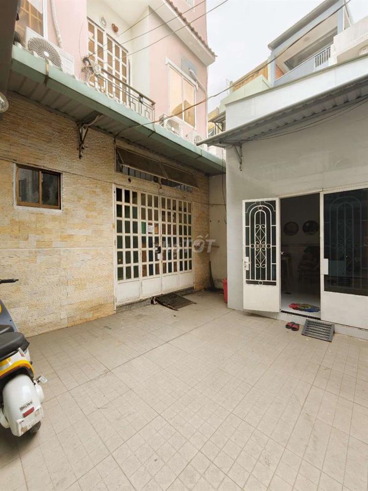 CHDV TRẦN BÌNH TRỌNG, 60M2 X 4 TẦNG BTCT, 9PN, SÂN ĐỂ XE THÊNH THANG