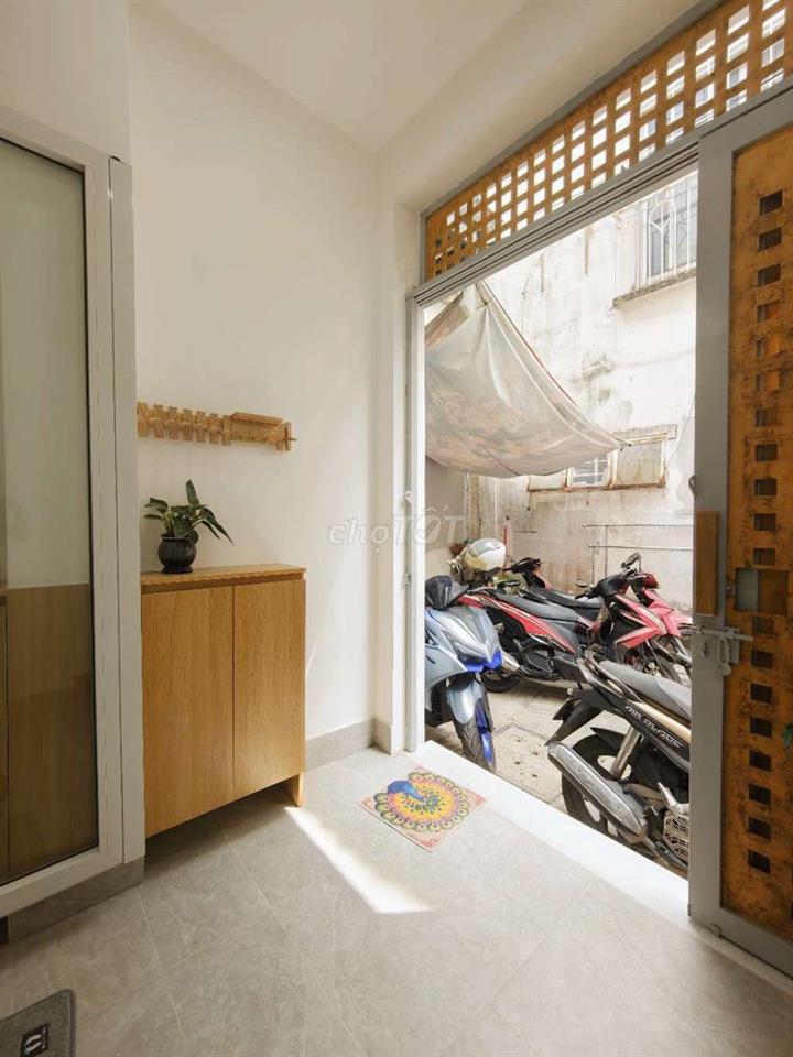 LÊ VĂN DUYỆT, 42M2, HẺM 3GAC, 3PN CÓ PN TRỆT, SÂN ĐỂ XE