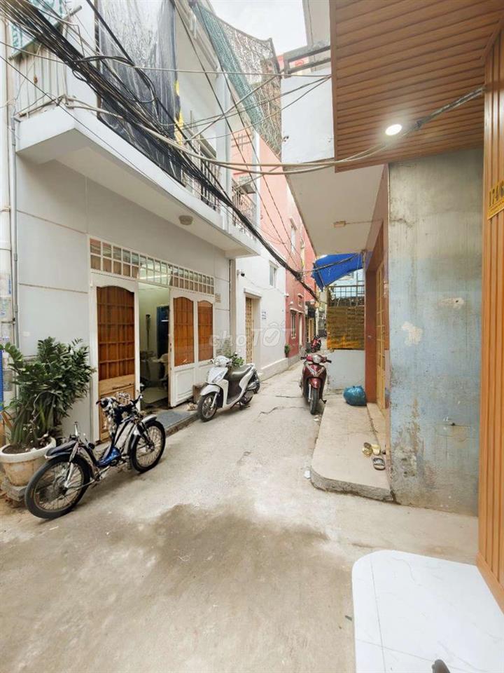KV ĐIỆN BIÊN PHỦ, 24M2, HẺM SẠCH SẼ, CÁCH MẶT TIỀN 30M
