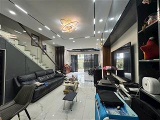 BÁN NHÀ 1 TRỆT 2 LẦU SÂN THƯỢNG TRƯỚC SAU, 70M2, 4PN- KDC BÌNH HÒA