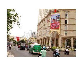 CHO THUÊ NHÀ KINH DOANH MẶT TIỀN, 1 TRỆT 1 LẦU, 355M2  Q.3, HCM