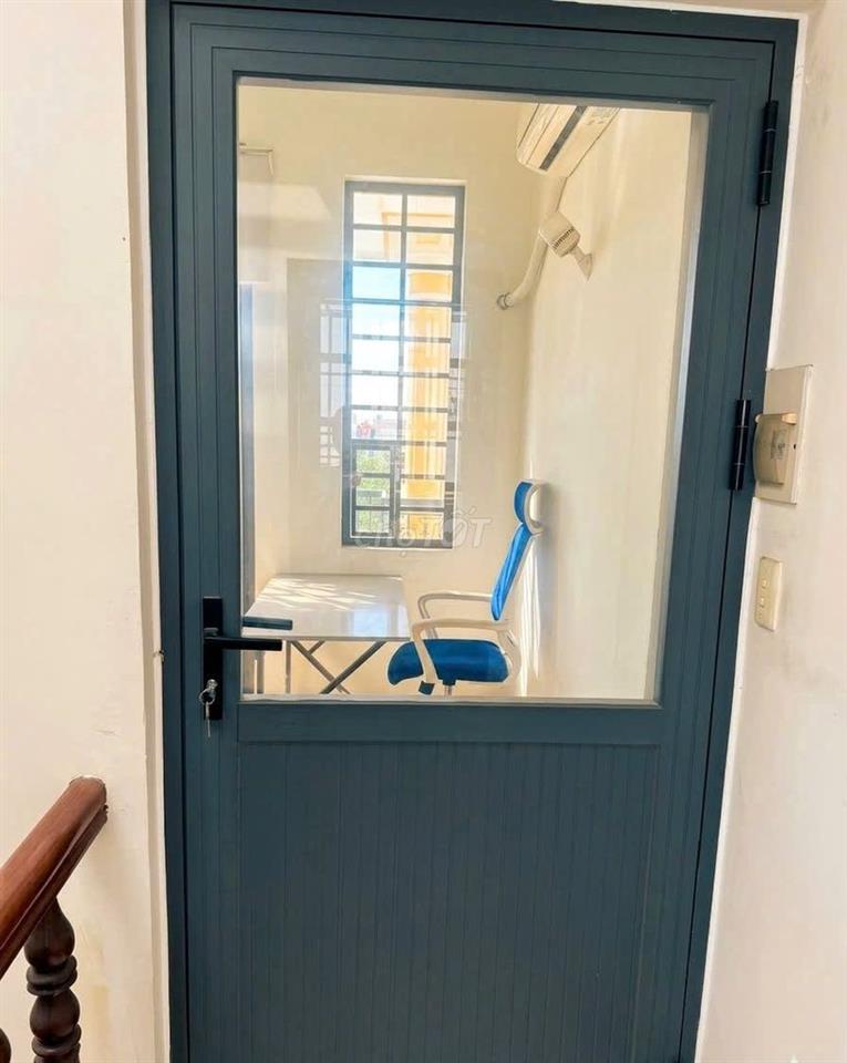 CHO THUÊ NHÀ KINH DOANH 1 TRỆT 3 LẦU, SÂN THƯỢNG, 5PN