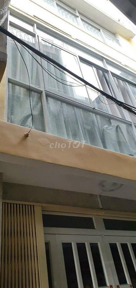 CHO THUÊ NHÀ 1 TRỆT 3LẦU GẦN NGÃ TƯ 3/2 LÊ HỒNG PHONG, P.10, Q.10, HCM