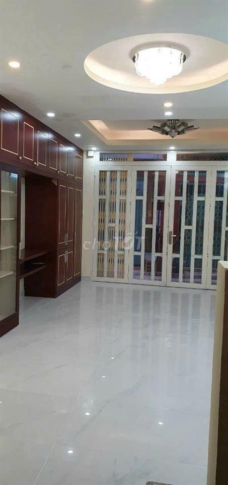 CHO THUÊ NHÀ 1 TRỆT 3LẦU GẦN NGÃ TƯ 3/2 LÊ HỒNG PHONG, P.10, Q.10, HCM