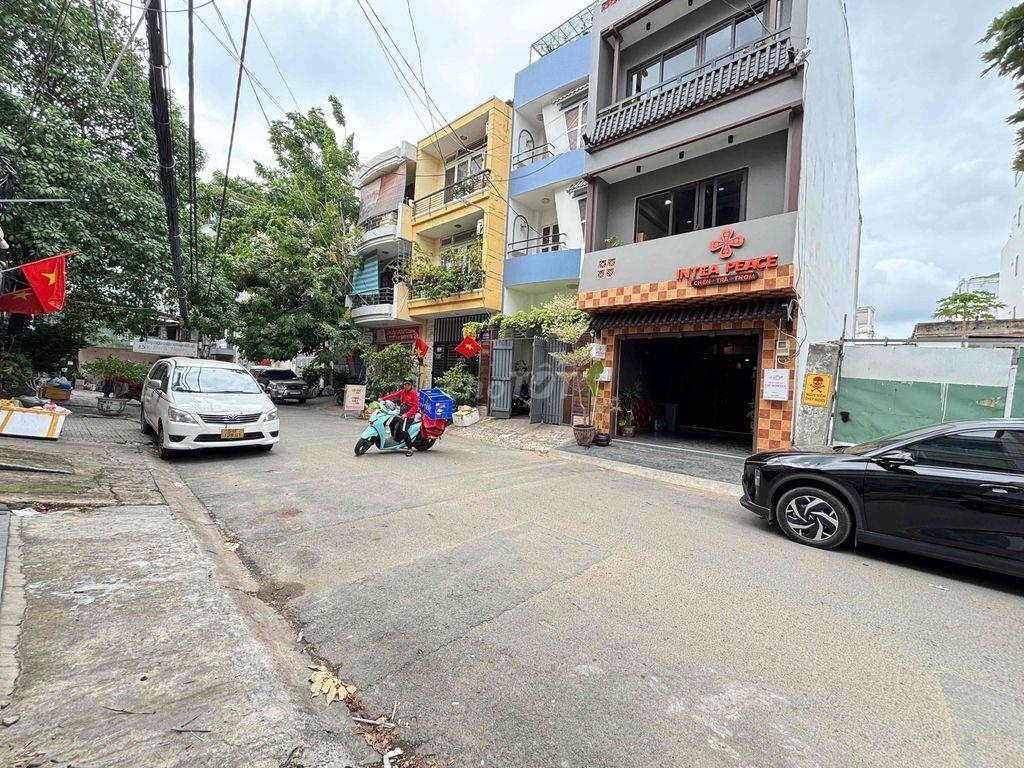 chính chủ nhà đẹp Hàng Xanh gần hẻm xe tải 3 tỷ nhỉnh