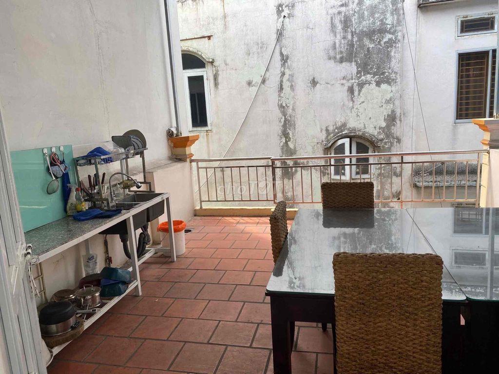 cần bán nhà mặt tiền
