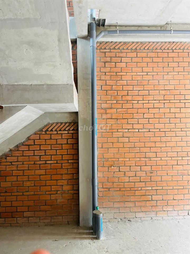 Chính chủ cho thuê nhà liền kề Bcons Uni Valley, chỉ 15tr, 267m2, thô