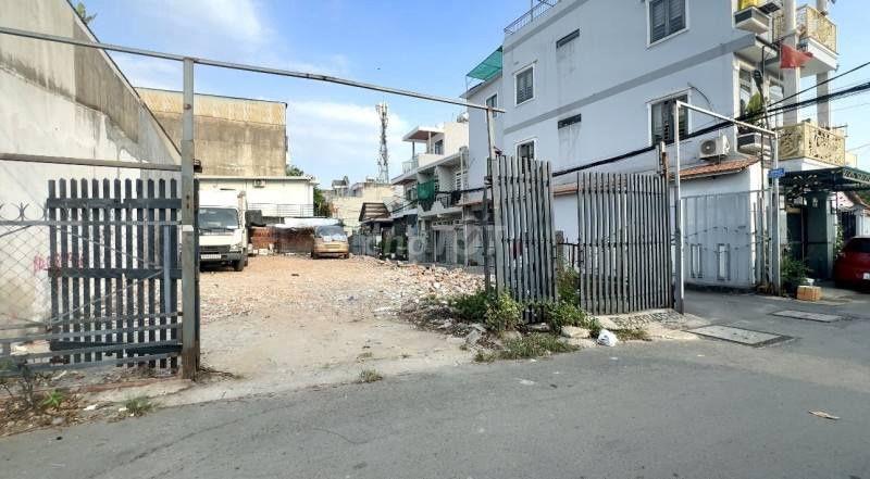 Bán đất lô góc 2 HXH 6m, 4,6m, 93m2, SHR, gần chợ Linh Xuân, Thủ Đức