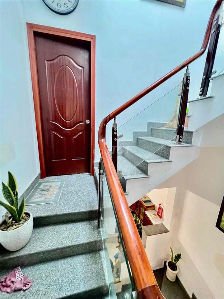 CHỦ GỞI BÁN GẤP NHÀ ĐẸP GIÁ RẺ 6,6 TỶ