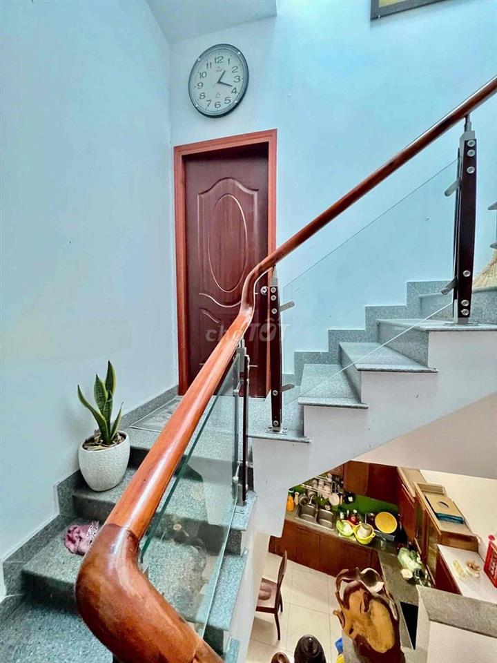 CHỦ GỞI BÁN GẤP NHÀ ĐẸP GIÁ RẺ 6,6 TỶ