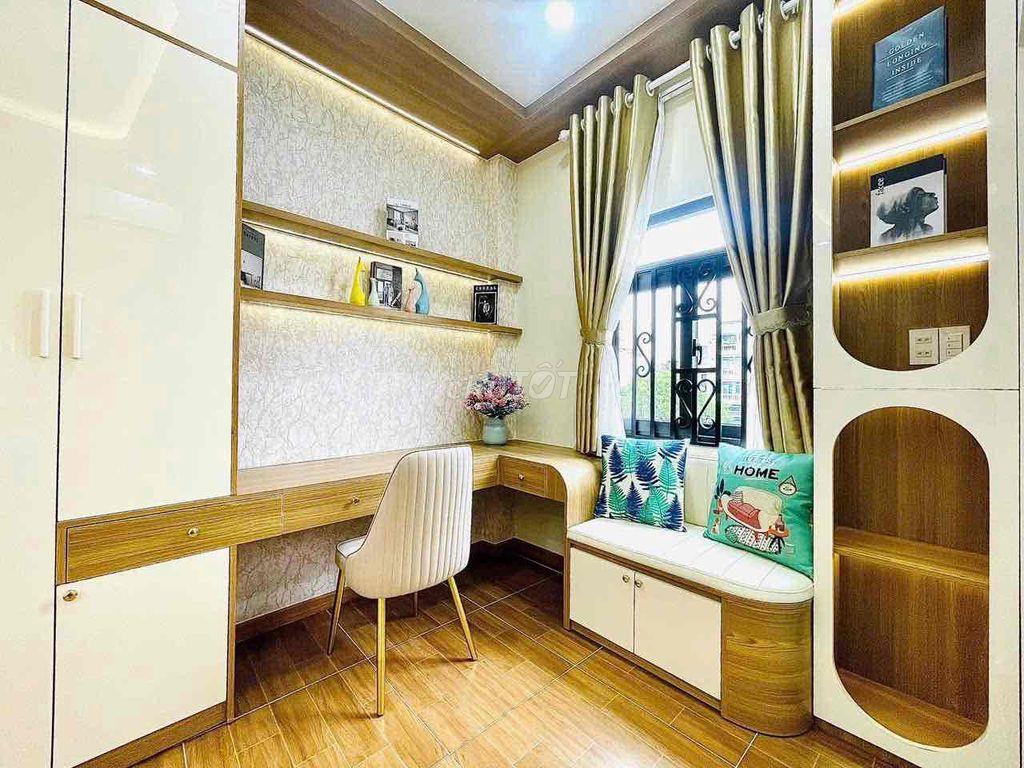BÁN NHANH SIÊU PHẨM NHÀ ĐẸP CHỈ 8,X TỶ ĐƯỜNG Ô TÔ