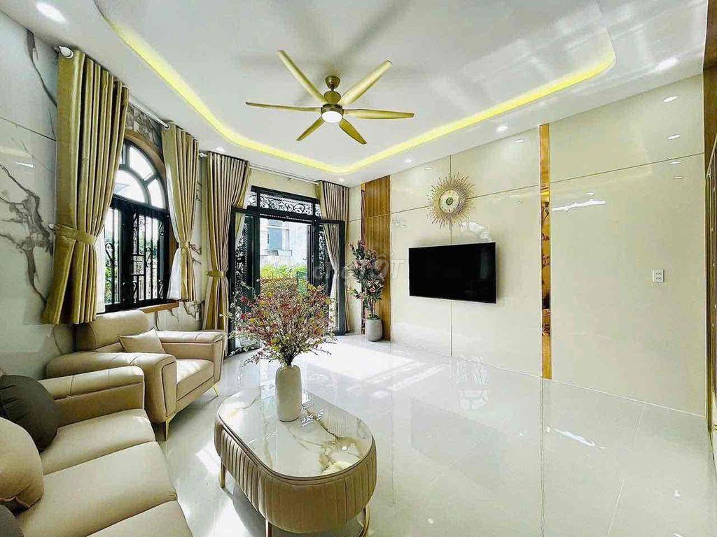 BÁN NHANH SIÊU PHẨM NHÀ ĐẸP CHỈ 8,X TỶ ĐƯỜNG Ô TÔ