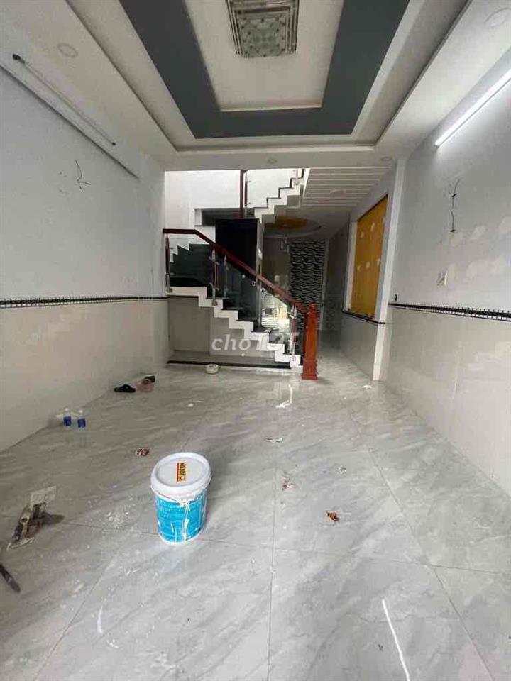 NHÀ ĐẸP 2PN3WC 2 MÁY LẠNH NHÀ MỚI Ô TÔ TẬN NHÀ
