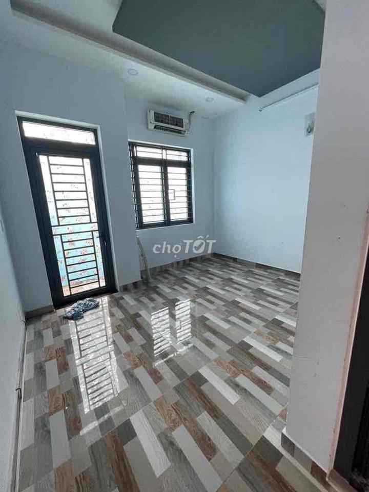NHÀ ĐẸP 2PN3WC 2 MÁY LẠNH NHÀ MỚI Ô TÔ TẬN NHÀ