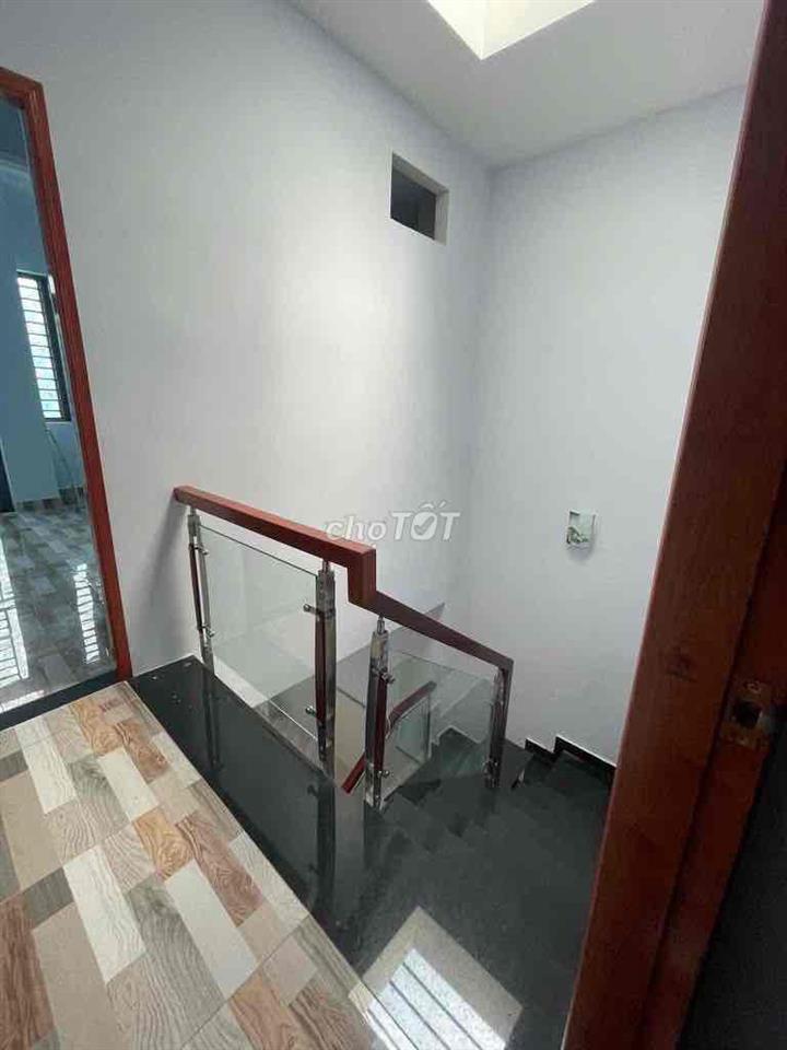 NHÀ ĐẸP 2PN3WC 2 MÁY LẠNH NHÀ MỚI Ô TÔ TẬN NHÀ