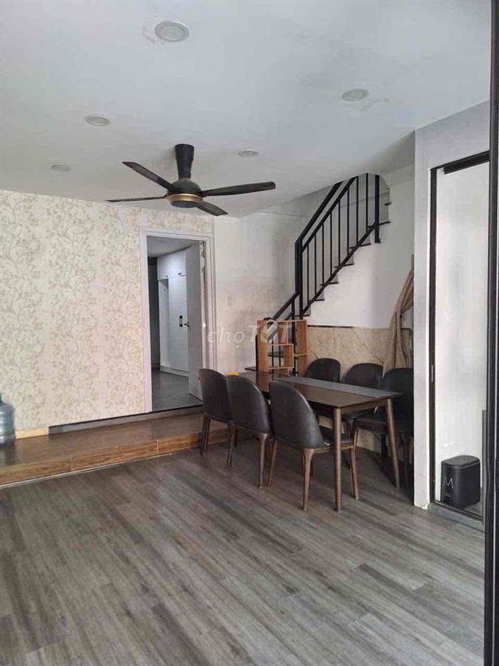 CHO THUÊ NHÀ GIÁ RẺ VỪA Ở VỪA LÀM VP 12tr