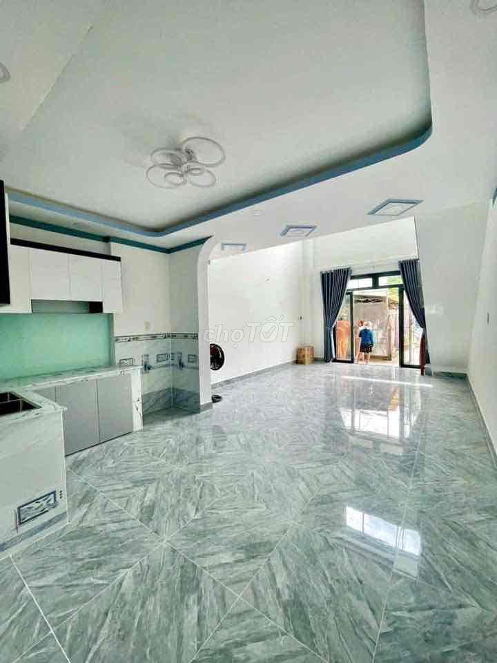 APĐ QUẬN 12 BÁN NHÀ ĐẸP 4,5x14 3PN2WC GIÁ 1,98 tỷ