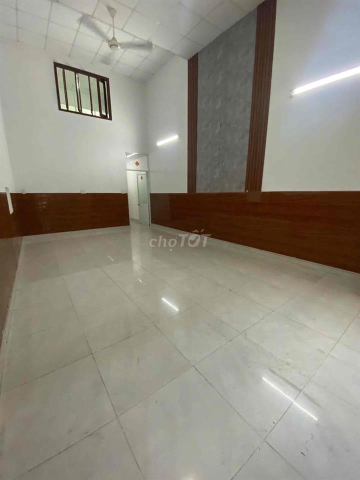 CHO THUÊ NHÀ RỘNG 4,5x20 2LẦU HẺM ÔT Ô