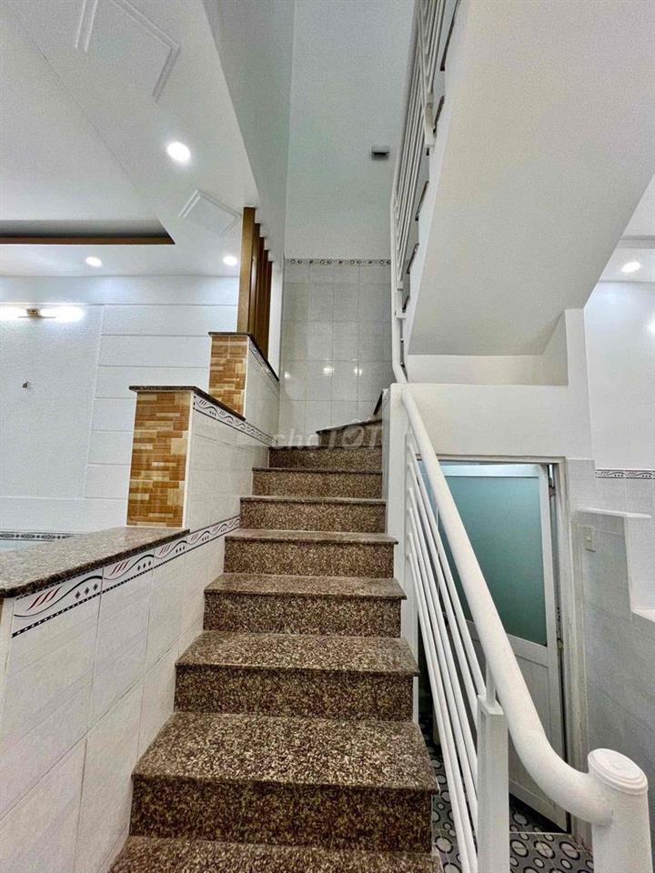 CHÍNH CHỦ GỞI BÁN NHÀ HẺM Ô TÔ 1/ NGẮN 4X17 GIÁ RẺ
