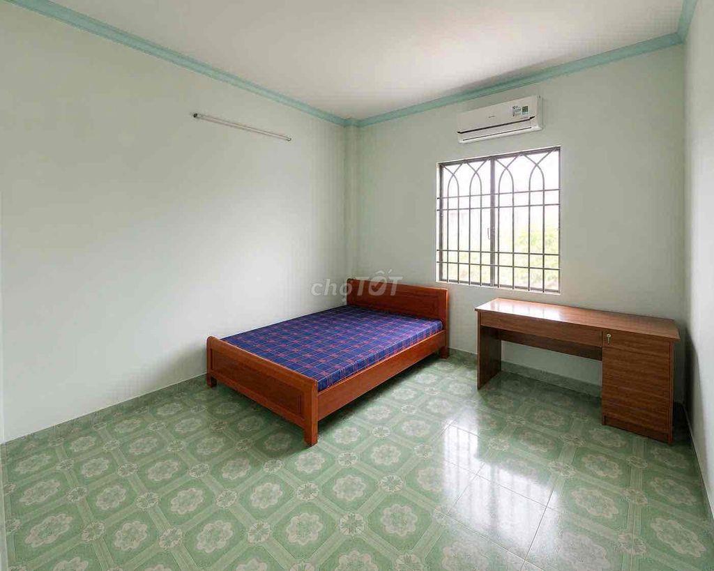 CHO THUÊ NHÀ RỘNG NGANG 5,7m 3PN2WC GIÁ 10,5